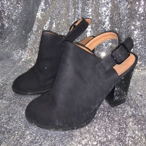BLACK FAUX SUEDE LIKE CUTOUT ANKLE BOOTIES MULES